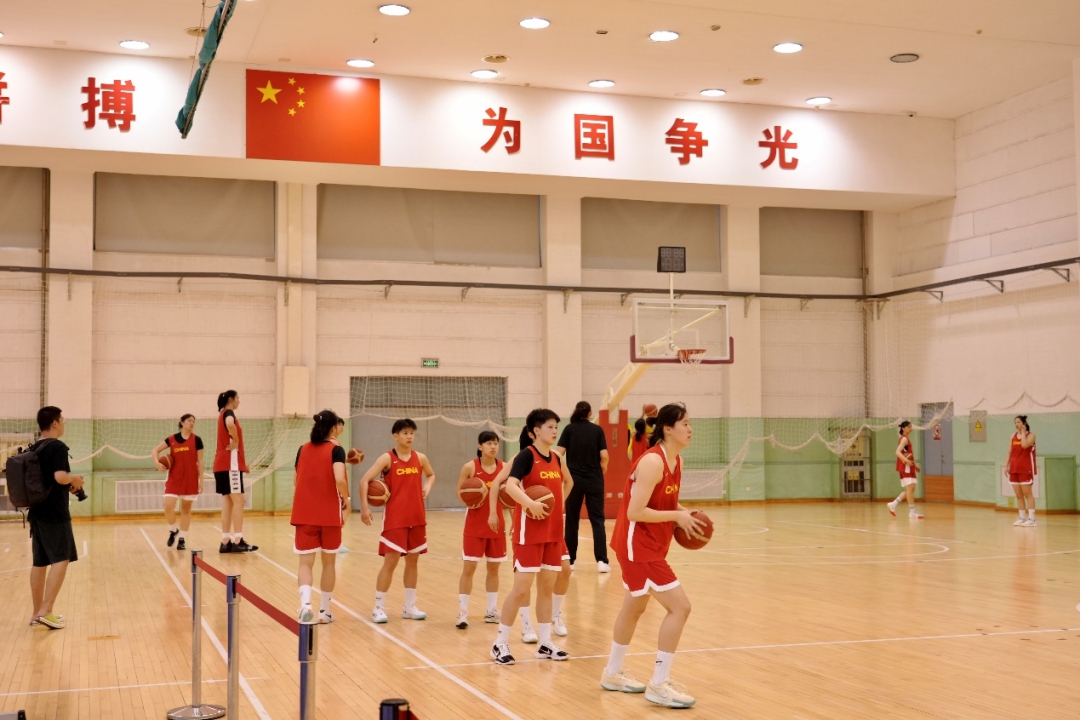 中国篮球的希望，U18女篮、U17男篮全力备战国际大赛