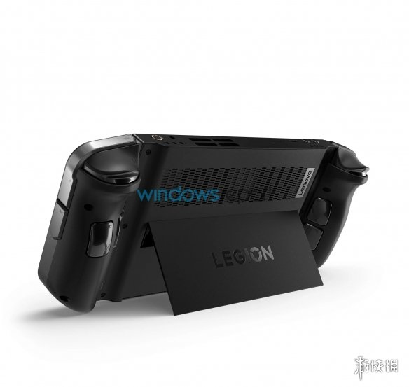 外媒曝光疑似联想Win11掌机造型 手柄可拆卸类似Switch